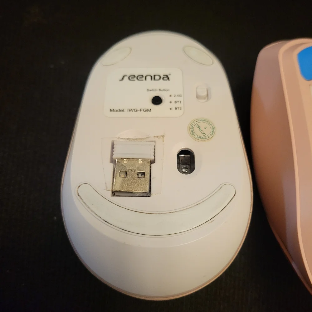 DAREU A950 Chewy Gaming Mouse & SEENDA IWG-FGM Mouse (RECHARGEABLE & WIRELESS)